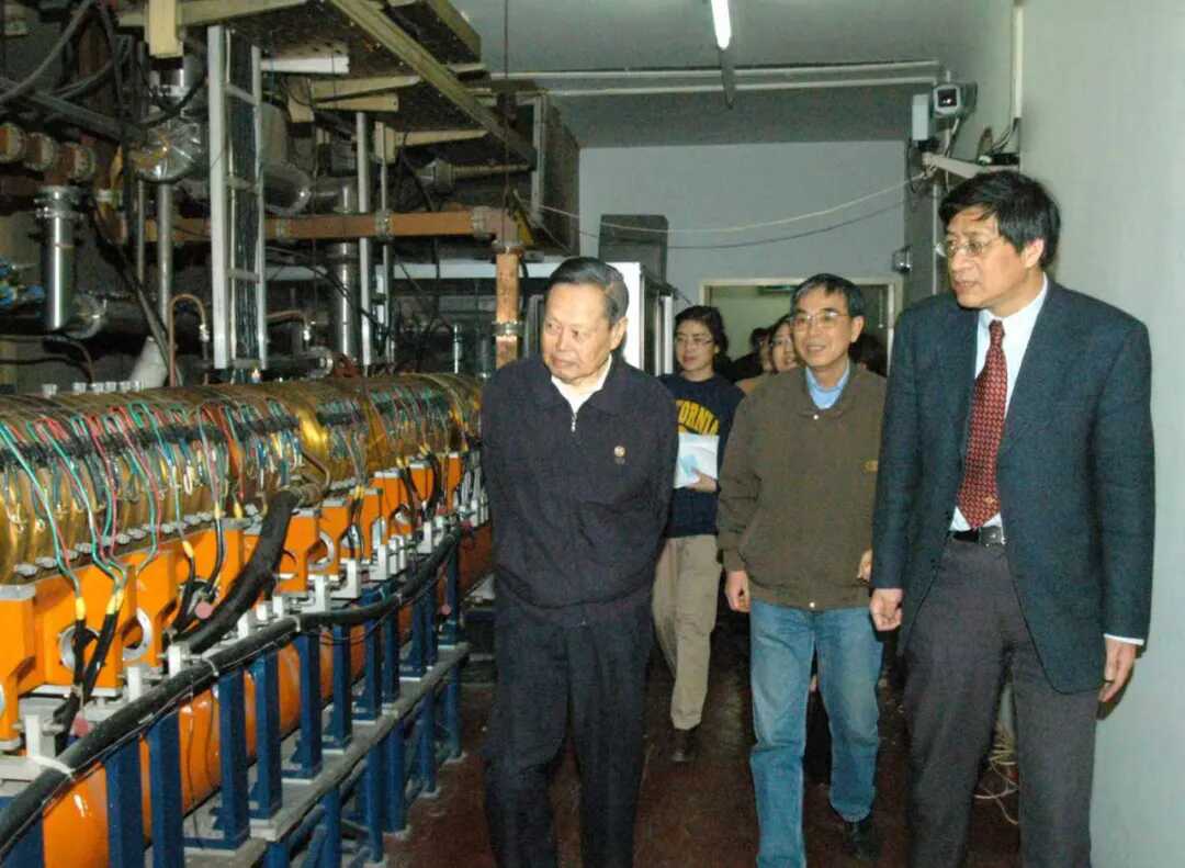 【中国新闻周刊】院士追忆杨振宁：和他讨论最多的是大科学装置